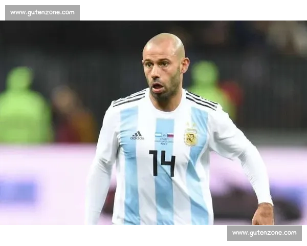 马斯切拉诺:38 岁梅西仍让球迷为他买单,这就是足球的永恒信仰