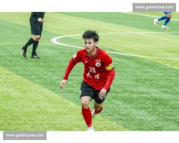 太原理工大学勇夺 2025 全国大学生足球联赛季军