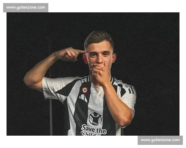 尤文 5 年 600 万欧锁定小孔塞桑，波尔图坚持 3000 万欧一分不让